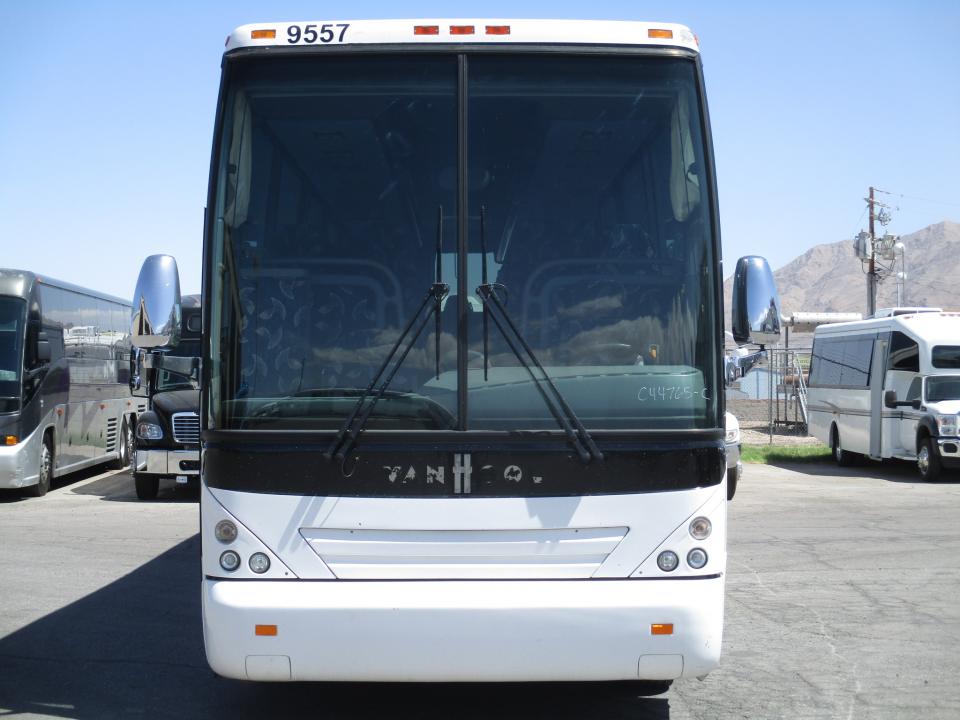 2011 Van Hool T2145 Lift Equipped Highway Coach C44765 - Image 2
