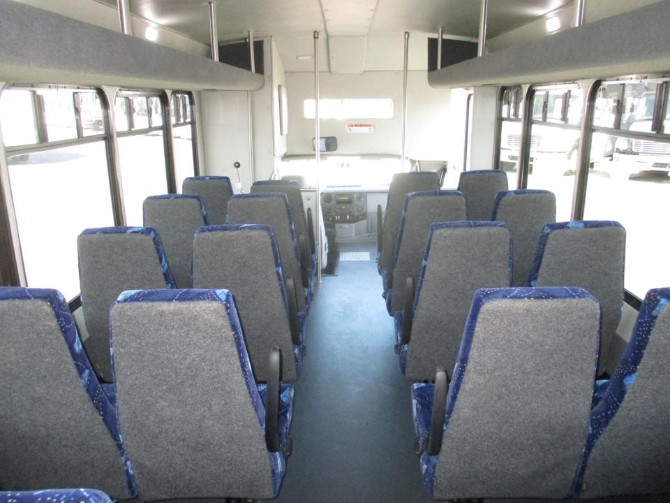 2016 Starcraft Allstar XL Shuttle Bus S75727 - Image 10