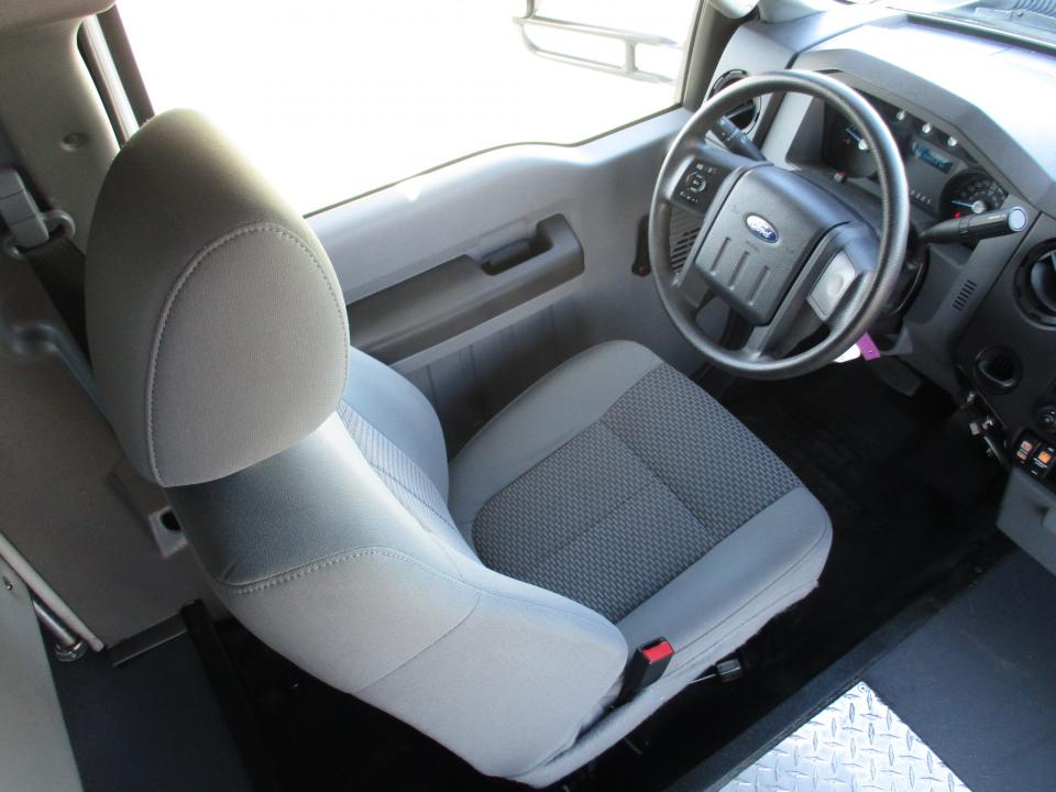 2016 Starcraft Allstar XL Shuttle Bus S75727 - Image 12