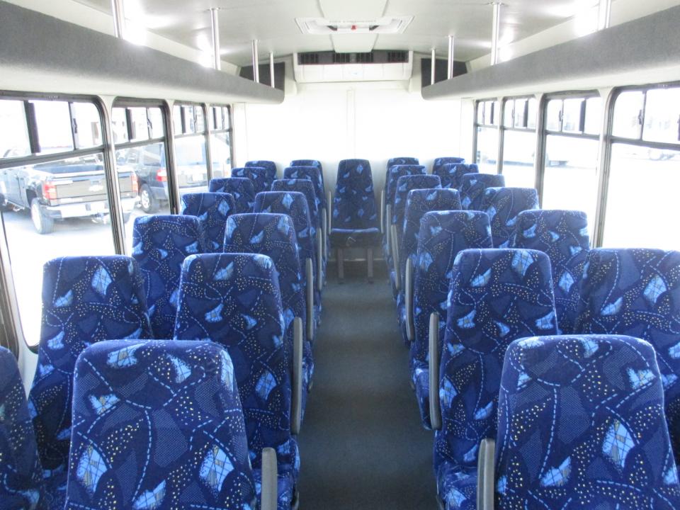 2016 Starcraft Allstar XL Shuttle Bus S75727 - Image 9