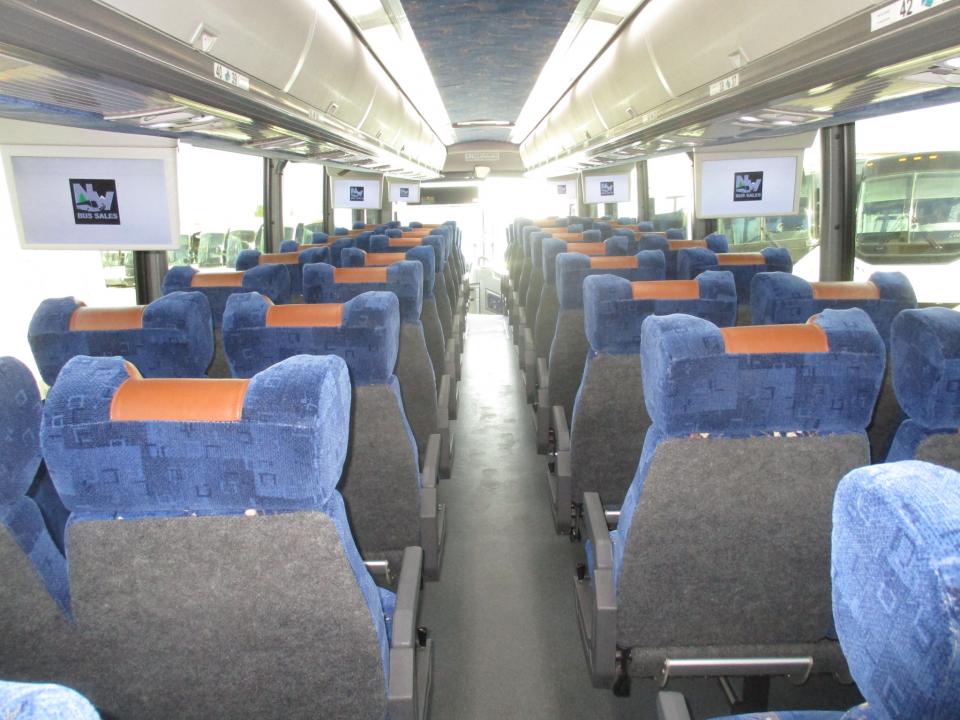 2012 MCI J4500 Coach with ISX Cummins C66271 - Image 10