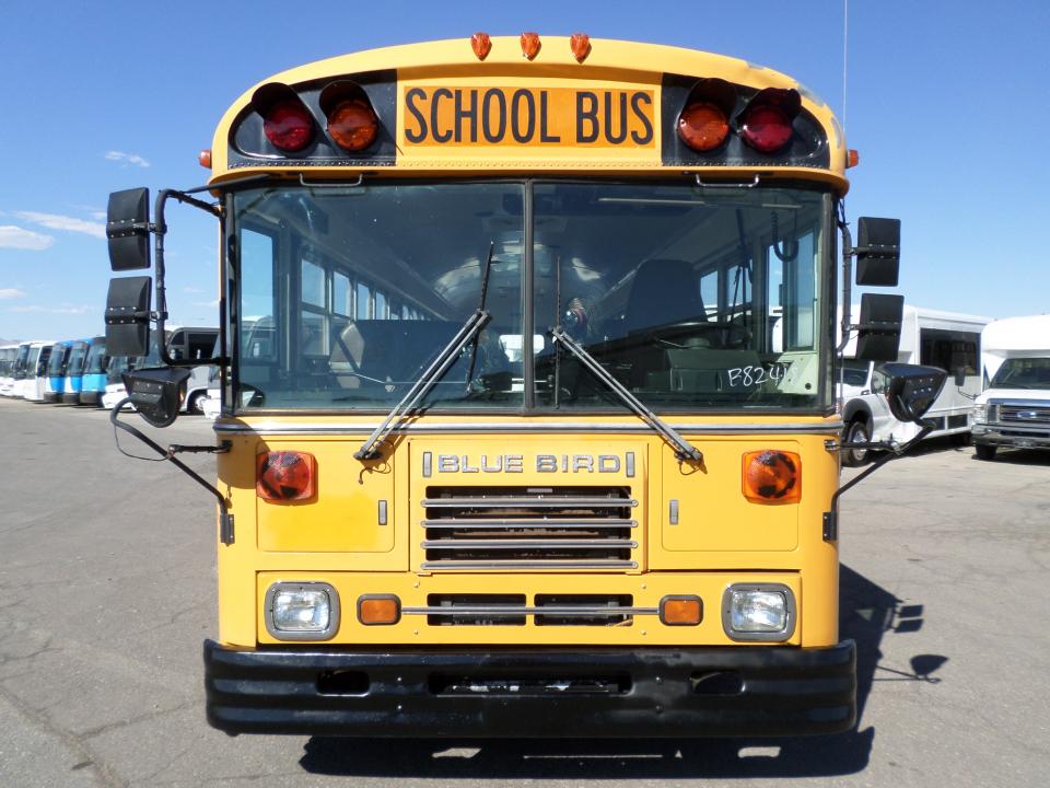1999 Blue Bird Tc2000 Front Engine School Bus B82418