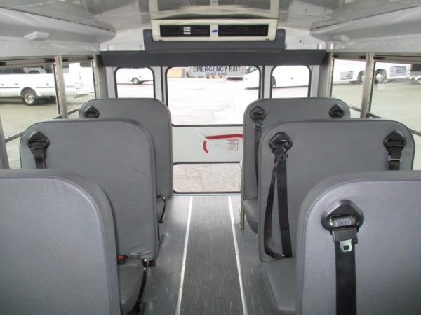 2006 Collins Bus Bantam Daycare Bus B34270 - Image 10