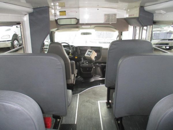 2006 Collins Bus Bantam Daycare Bus B34270 - Image 11