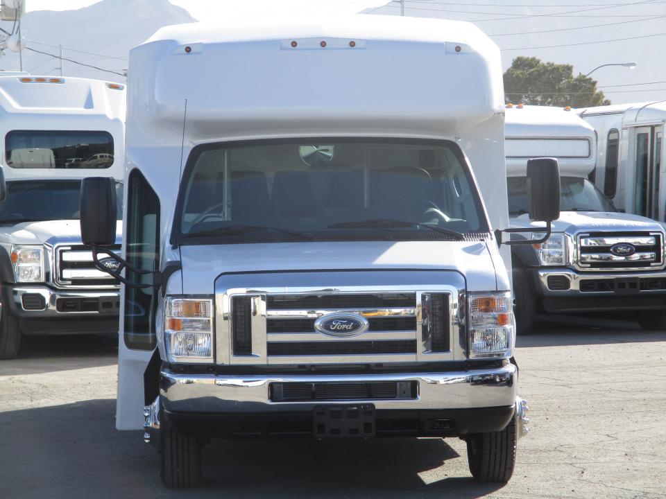 2017 ElDorado Aerotech Shuttle Bus S51606 - Image 2