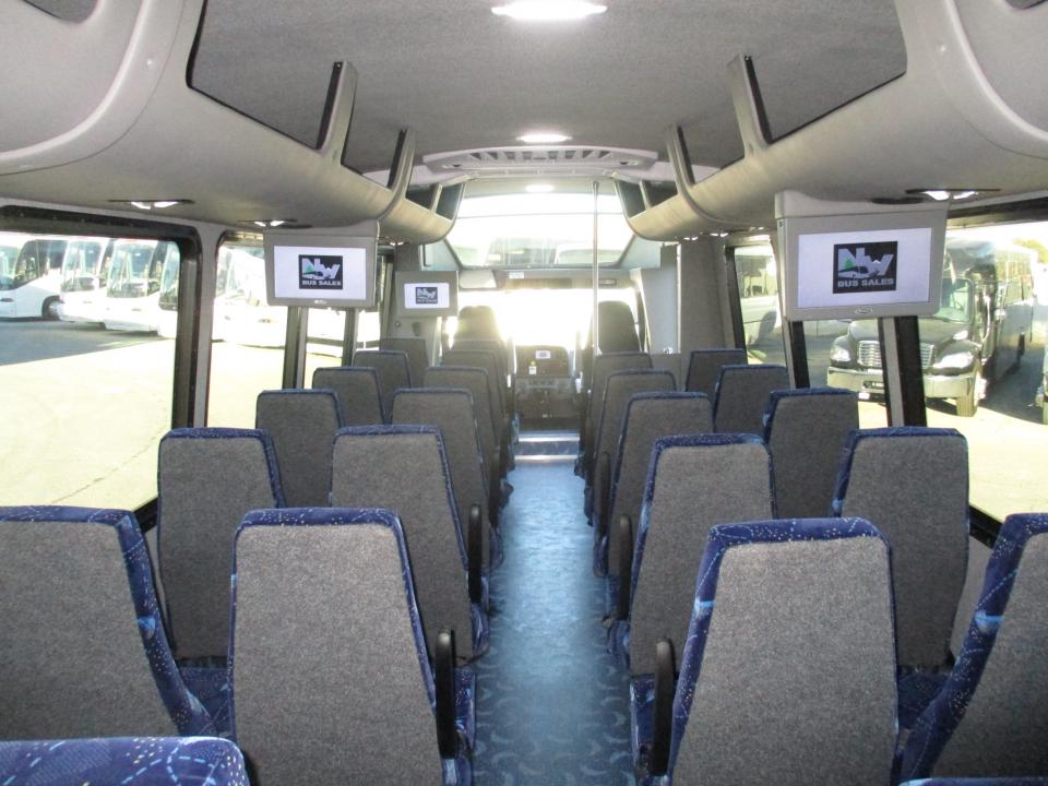 2019 Elkhart Custom Designs KSIR M2-400 RL SC9230 - Image 10