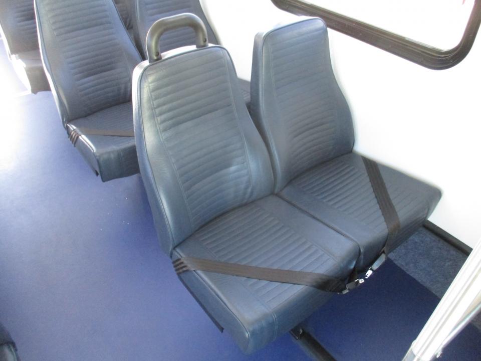 2018 Goshen Impulse Lift Equipped Shuttle S01409 - Image 8