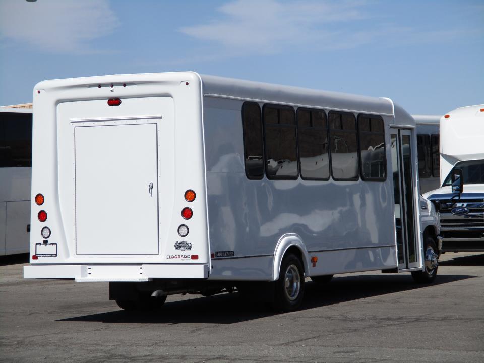 2018 ElDorado Advantage Executive Shuttle Bus S20855 - Image 5