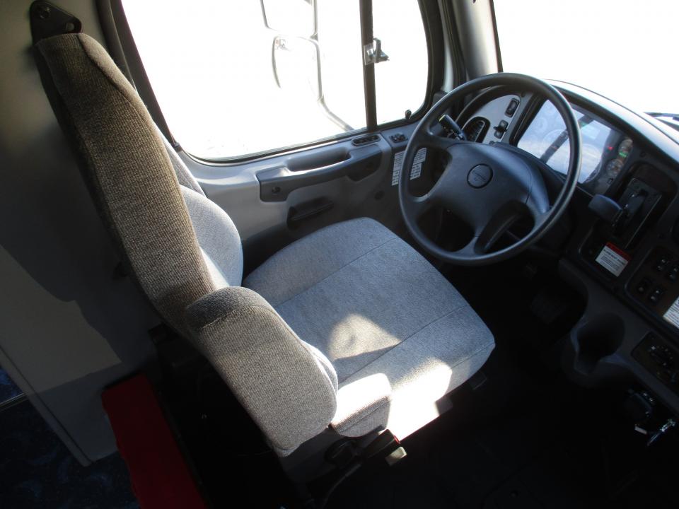 2019 KSIR Bus M2-400RL Shuttle Bus SC9232 v1 - Image 8