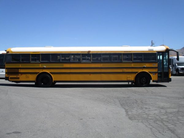 2003 Thomas Saf-T-Liner HDX School Bus B24423 - Image 4