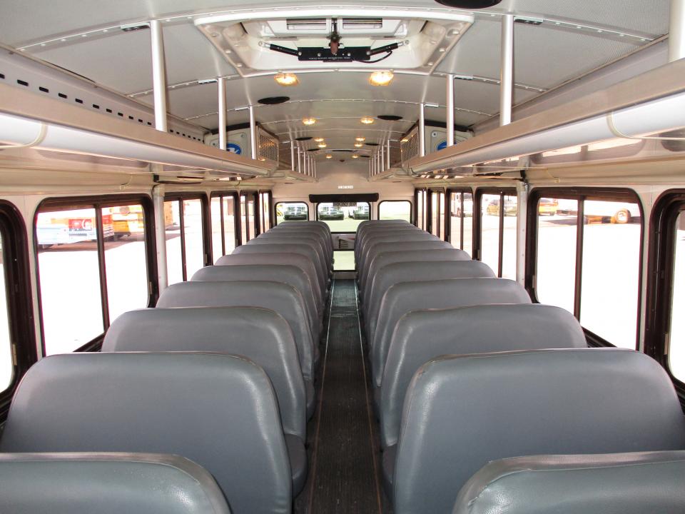 2006 Blue Bird All American FE Bus B34638 - Image 9