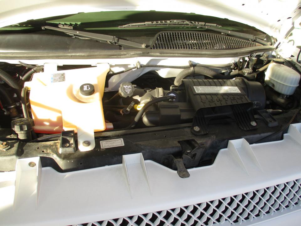 2006 Collins Bus Bantam Daycare Bus B52918 - Image 13