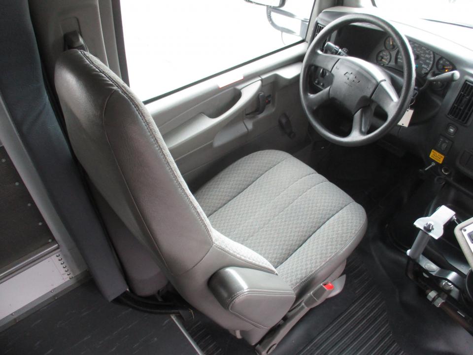 2006 Collins Bus Bantam Daycare Bus B35309 - Image 8