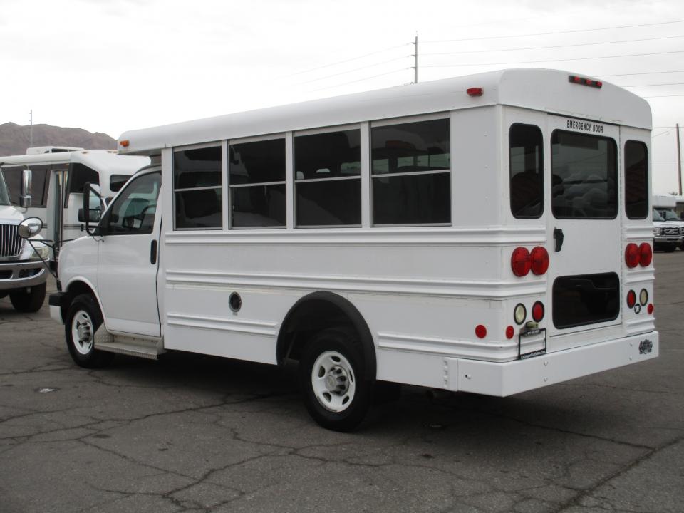 2006 Collins Bus Bantam Daycare Bus B35309 - Image 4