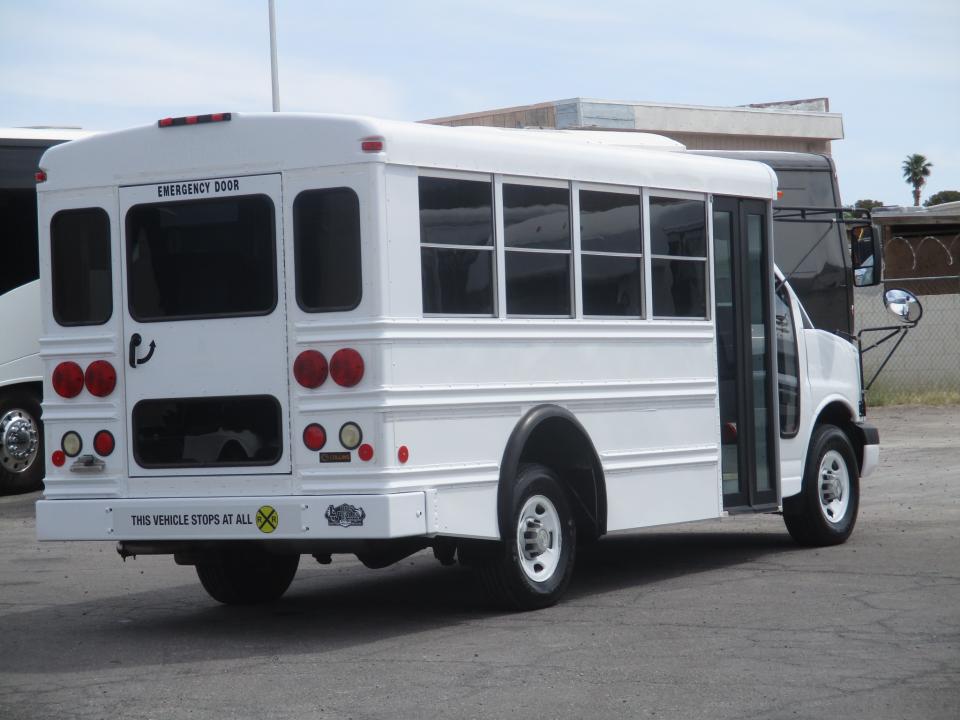 2008 Collins Bus Bantam Daycare Bus B04505 - Image 6