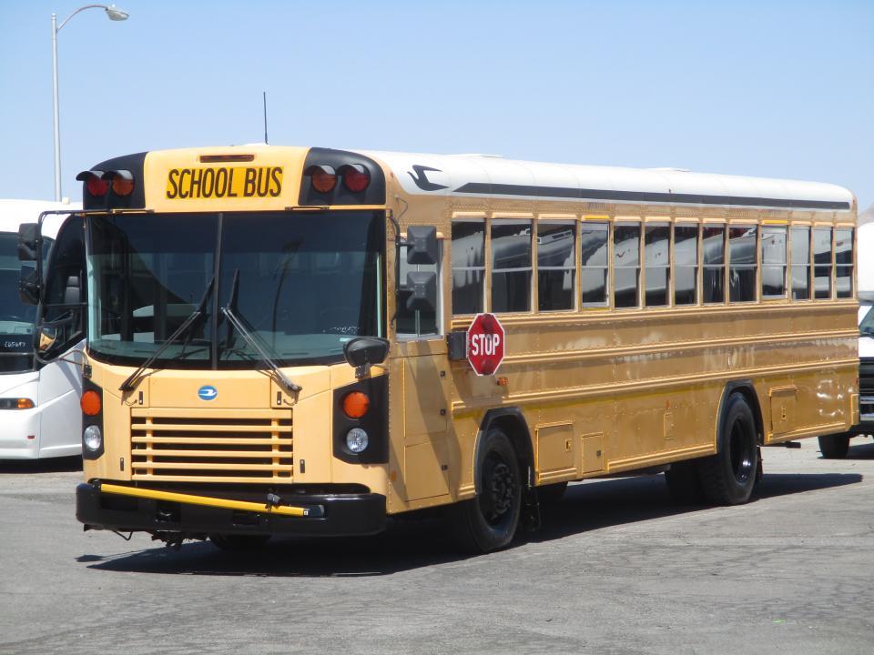 2010 Blue Bird All American FE B74452 - Image 3