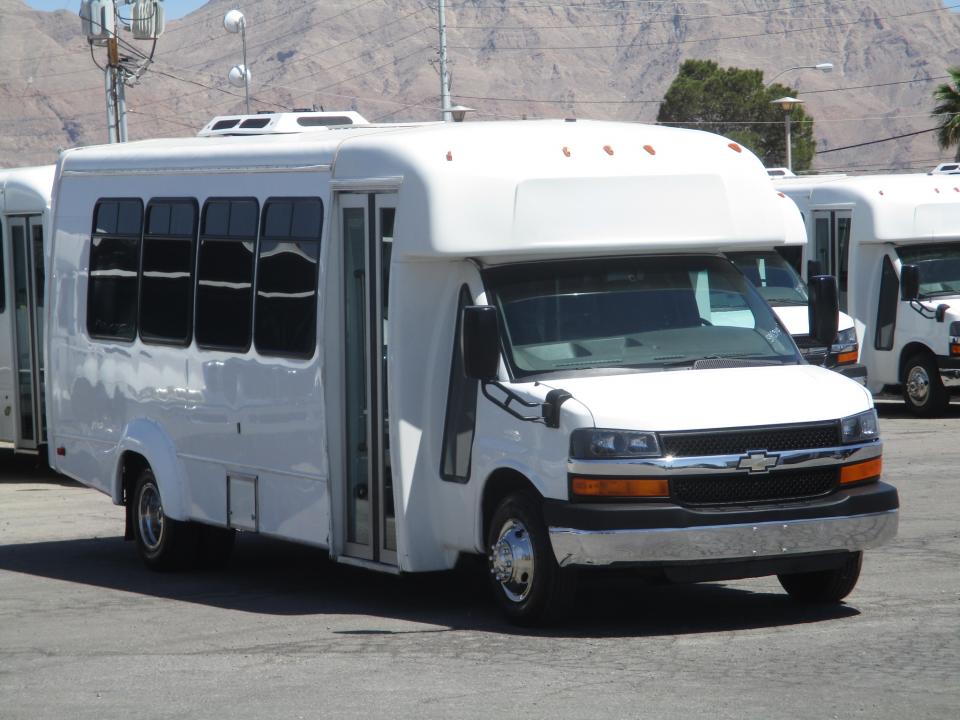 2012 Elkhart Coach ECII Shuttle Bus S48314 - Image 5