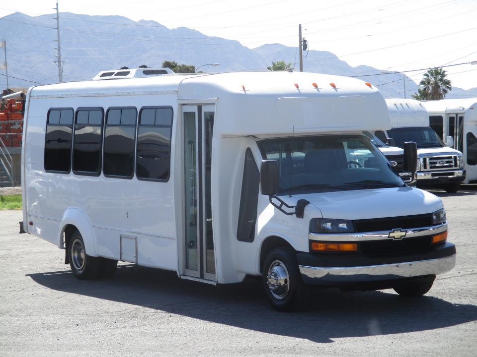 2012 Elkhart Coach ECII Shuttle Bus S50269 - Image 4