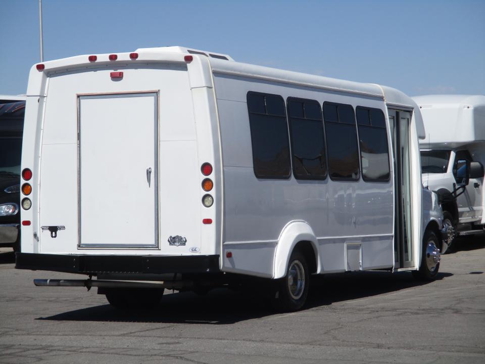 2012 Elkhart Coach ECII Shuttle Bus S50460 - Image 7
