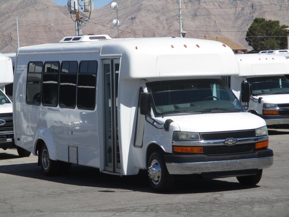 2012 Elkhart Coach ECII Shuttle Bus S50779 - Image 3