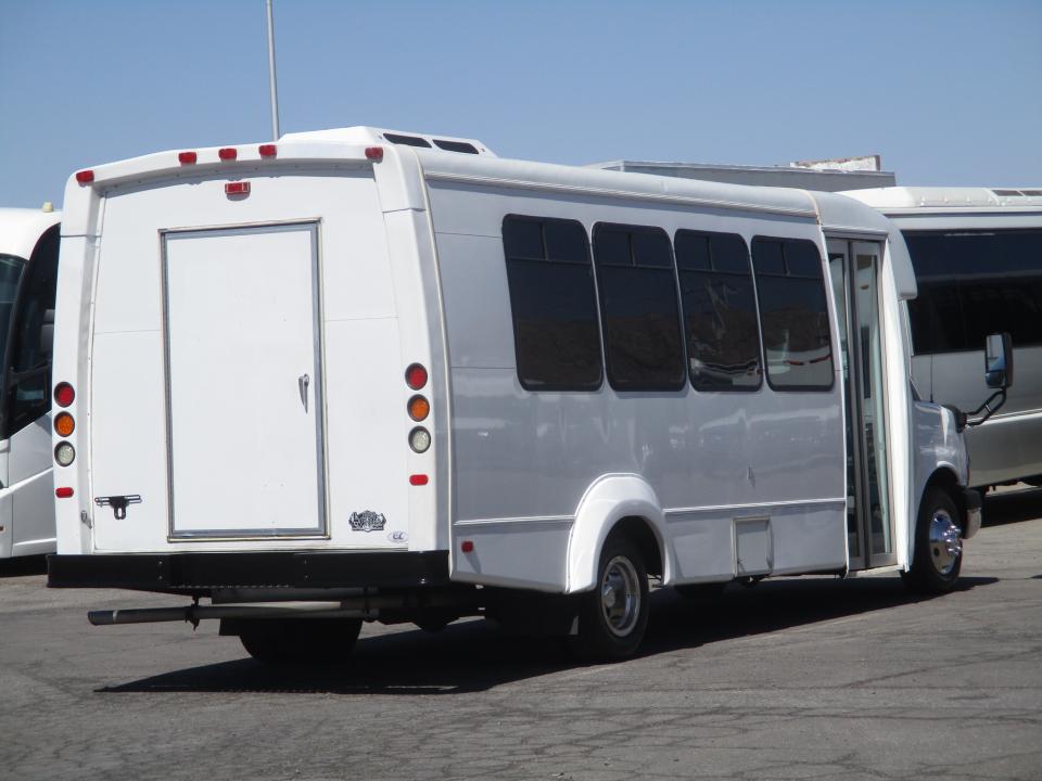 2012 Elkhart Coach ECII Shuttle Bus S50779 - Image 5