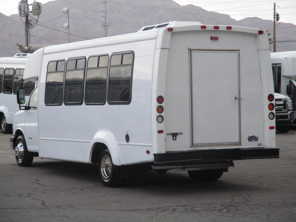 2012 Elkhart Coach ECII Shuttle Bus S50850 - Image 5