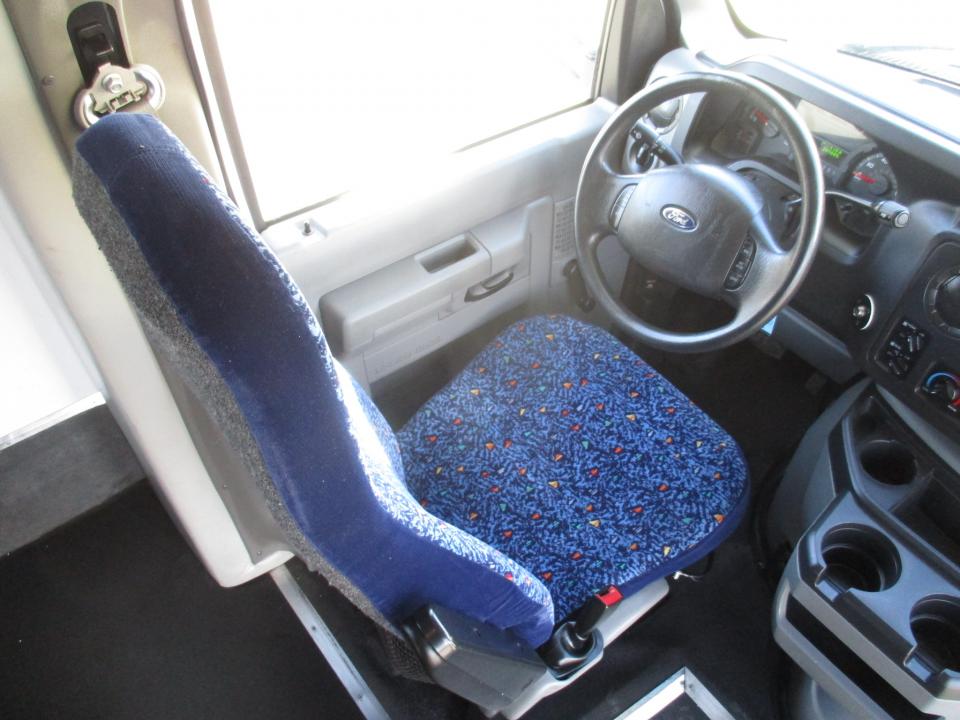 2012 Starcraft Allstar MVP Shuttle Bus S05996 - Image 11