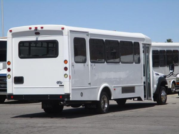2013 Glaval Bus Entourage Wheelchair Shuttle S86551 - Image 5