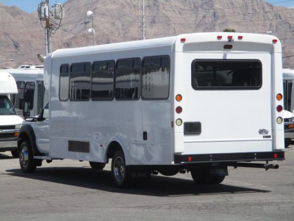 2013 Glaval Bus Entourage Wheelchair Shuttle S86551 - Image 4