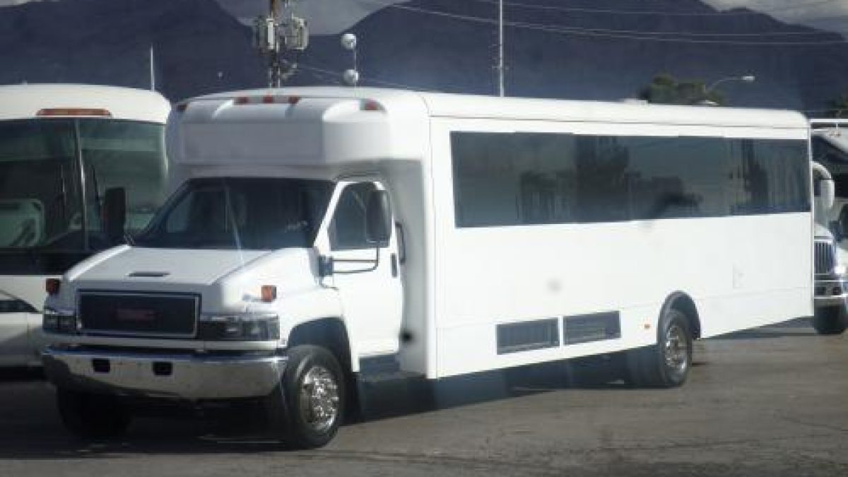 2018 glaval universal bus layout