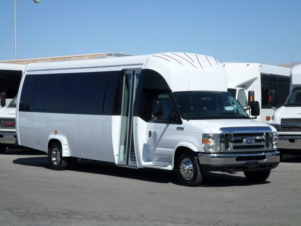 Front Passenger View of 2016 KSIR E4-290RL Shuttle Bus