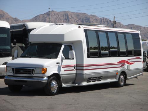 2004 e450 bus