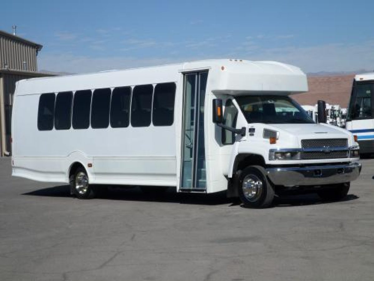 Used 2006 Turtle Top C5500 Chassis Passenger Shuttle Bus S08942