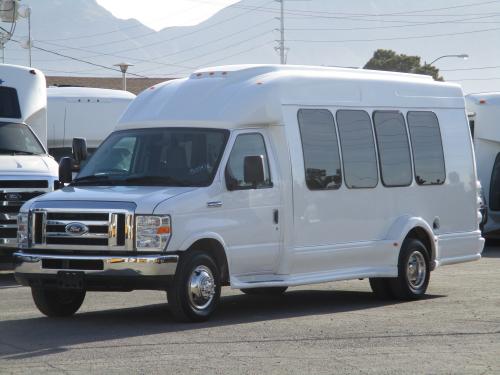 2011 Turtle Top Van Terra Shuttle Bus S01918