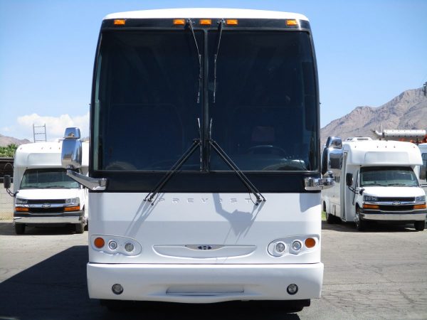 Front View of 2008 Prevost H3-45 Highway Coach