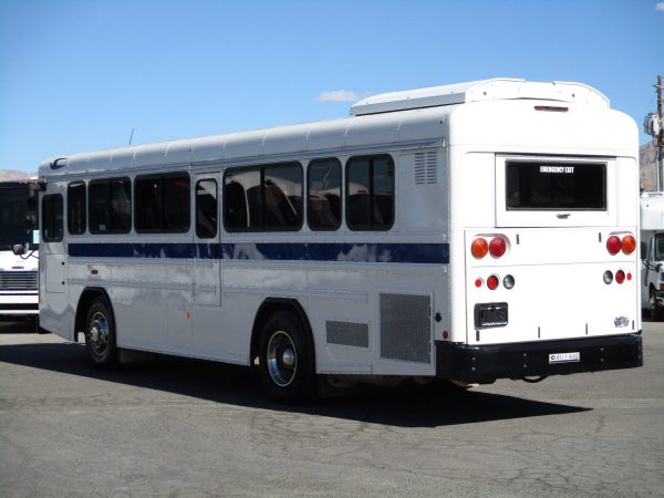 2011 Blue Bird D3RE Passenger Bus B80342 - Image 5