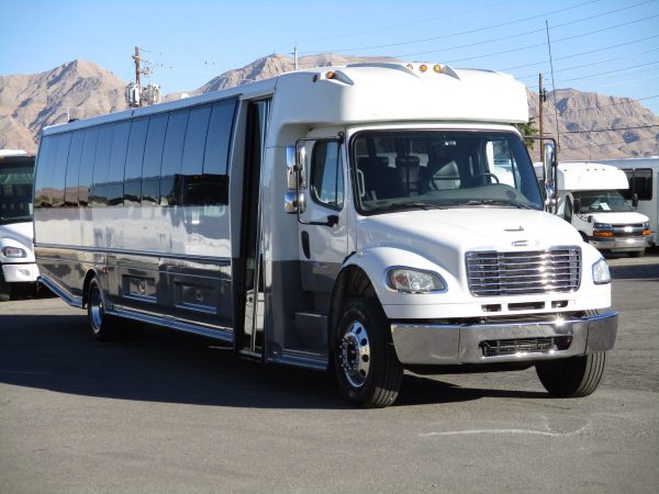 2013 Turtle Top Odyssey XL Shuttle Bus SM8946 - Image 3