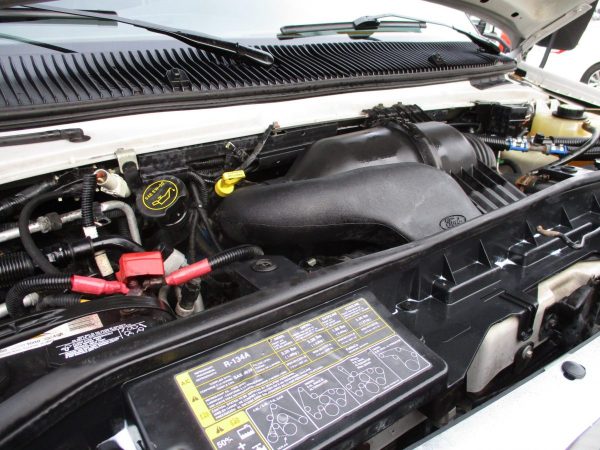2008 Starcraft Allstar Lift Equipped Shuttle Bus S44418 - Image 12