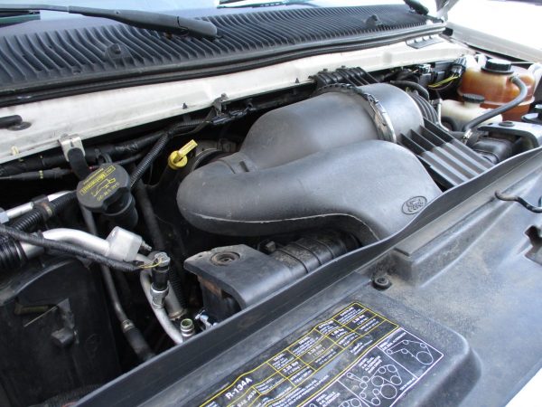2011 ElDorado Aerotech Lift Equipped Shuttle Bus S12226 - Image 12
