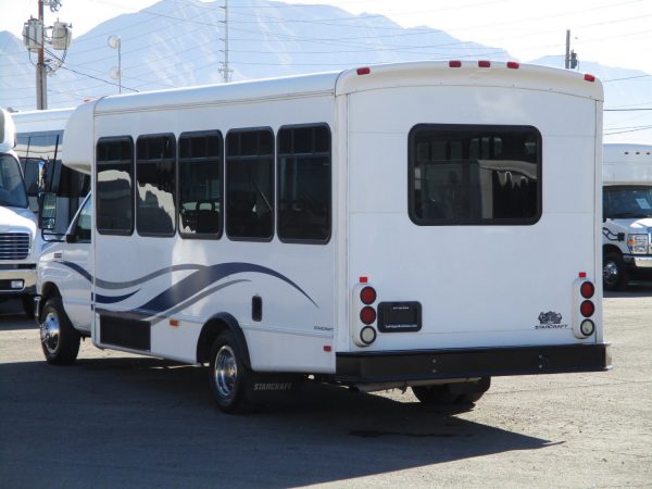 2009 Starcraft Allstar Lift Equipped Shuttle Bus S37945 - Image 5