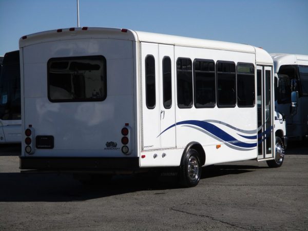 2009 Starcraft Allstar Lift Equipped Shuttle Bus S37945 - Image 7