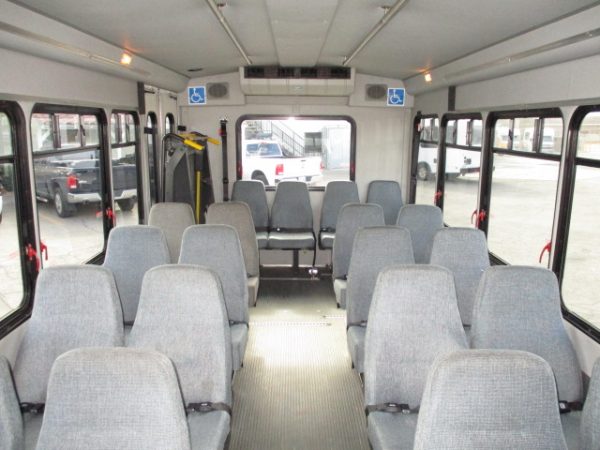 2009 Starcraft Allstar Lift Equipped Shuttle Bus S42151 - Image 8