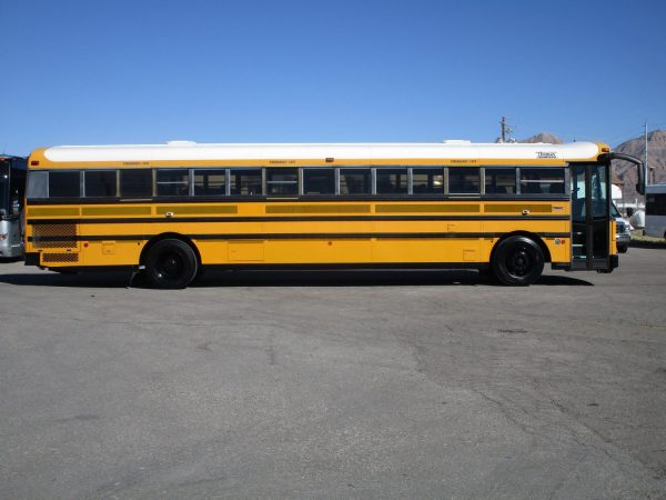 2004 Thomas Saf-T-Liner HDX School Bus B32208 - Image 4