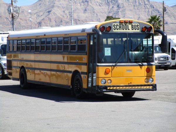 2004 Thomas Saf-T-Liner HDX School Bus B32201