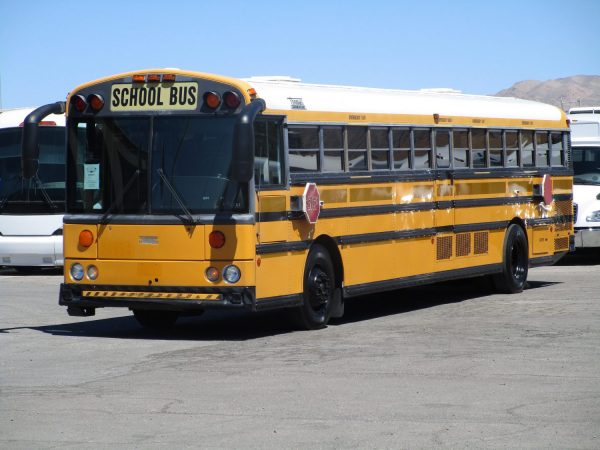 2004 Thomas Saf-T-Liner HDX School Bus B32201 - Image 3