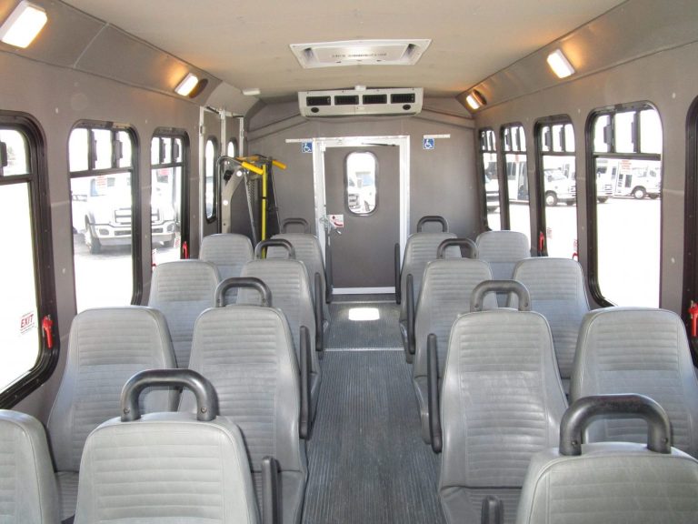 2014 Diamond Coach VIP 2500 Lift Equipped Shuttle S39630 Las Vegas Bus Sales