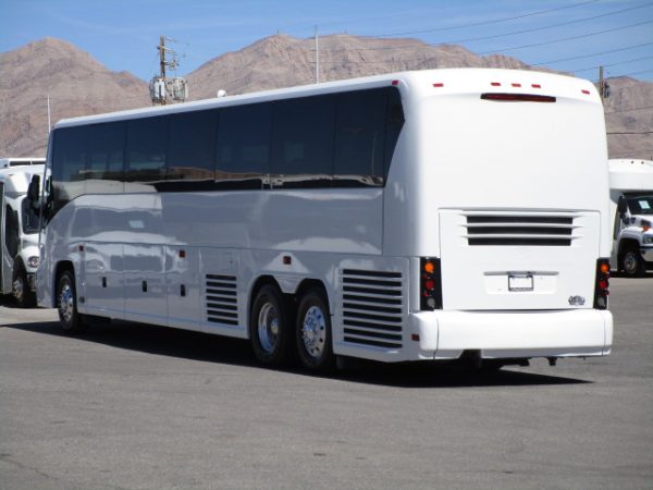 2007 MCI J4500 Highway Coach C64061 - Image 5