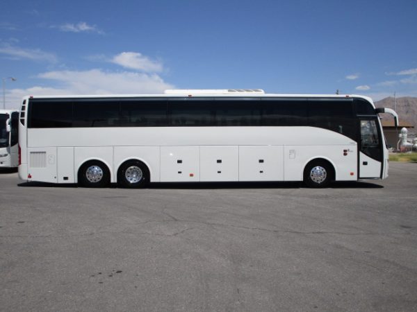 2016 Volvo 9700 Luxury Highway Coach C74044 - Image 4