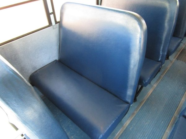 2005 Thomas Saf-T-Liner HDX School Bus B60829 - Image 8