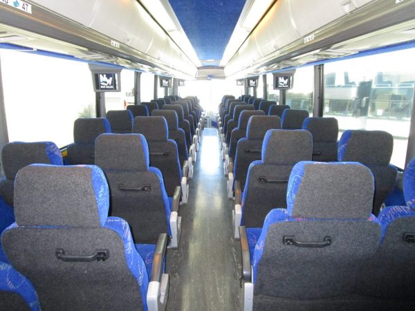 2007 MCI J4500 Lift Equipped Highway Coach C63902 - Image 10